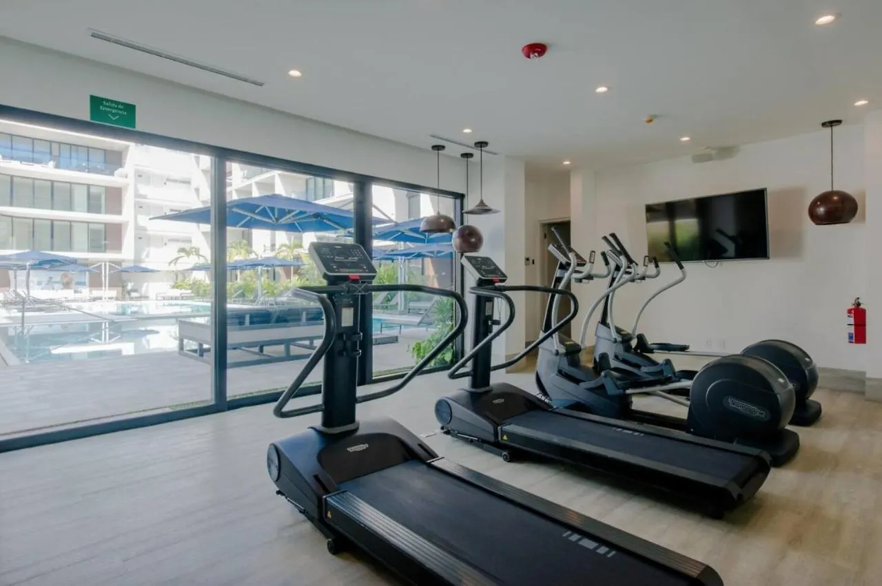 Astonishing Condo With Balcony In A Private Complex With Pool And Gym Playa del Carmen Mexiko